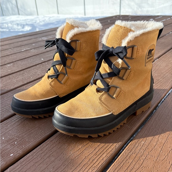 Sorel Camel and Black Waterproof Boots - Picture 2 of 4